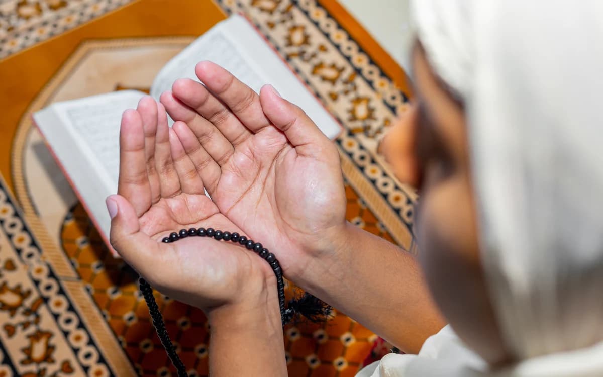 روش استخاره امام حسین (ع) آنلاین چیست؟